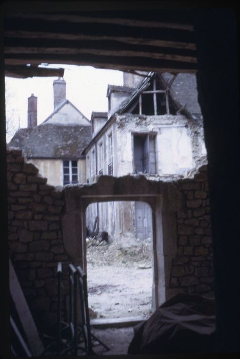 bâtiment nord, porte d’accès