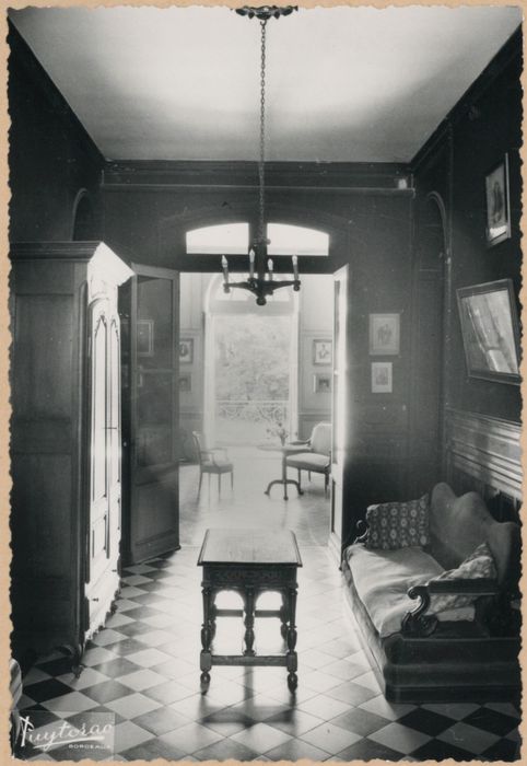 vestibule et salon