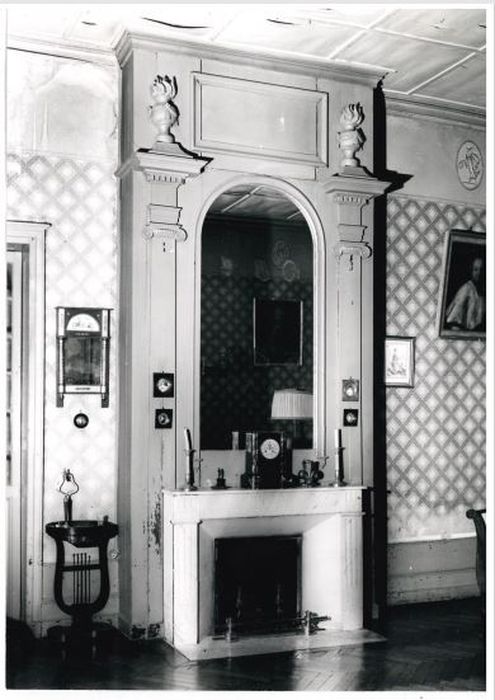 salon n°4, cheminée