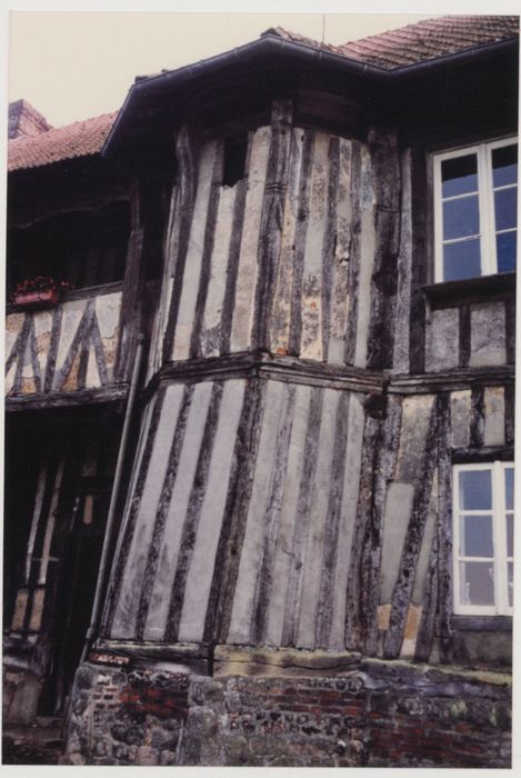 façade nord-est, tourelle d’escalier