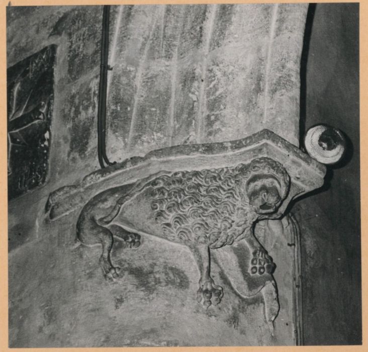 chapelle, détail d’une clef de voûte