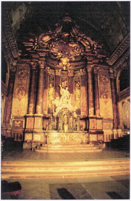 maître-autel, retable, groupe sculpté : Apothéose de saint François-Xavier (photocopie numérisée)