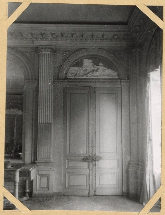 salon chinois,vue partielle des lambris de revêtement
