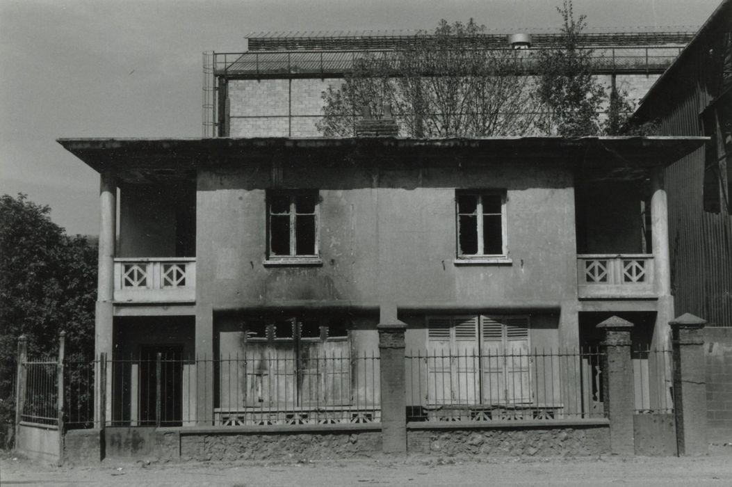 façade sud sur rue