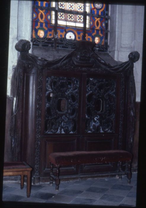 clôture des fonts baptismaux (?)