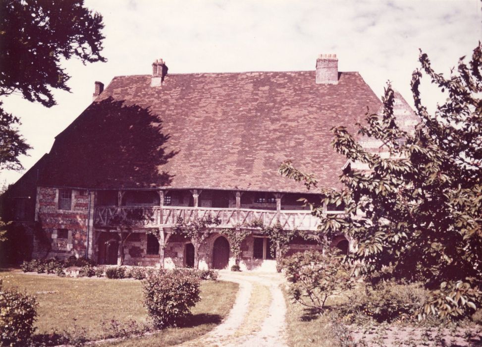 façade est