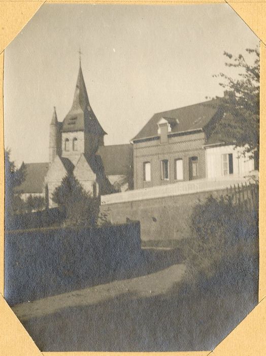 vue partielle de l’église depuis le Sud-Est