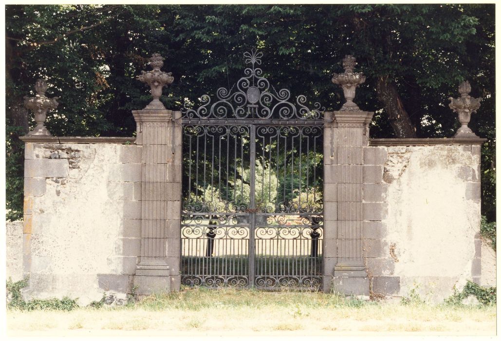 portail d’accès ouest