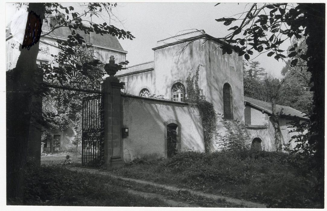 portail d’accès est, chapelle