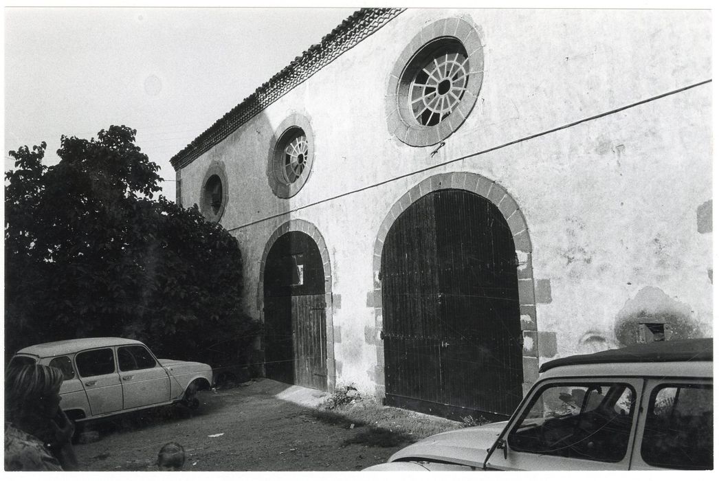 cour des communs, bâtiment nord, façade sud