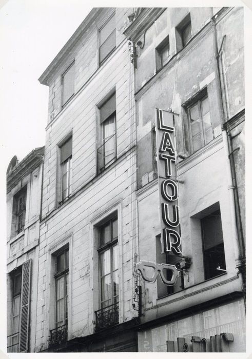 façade sur rue