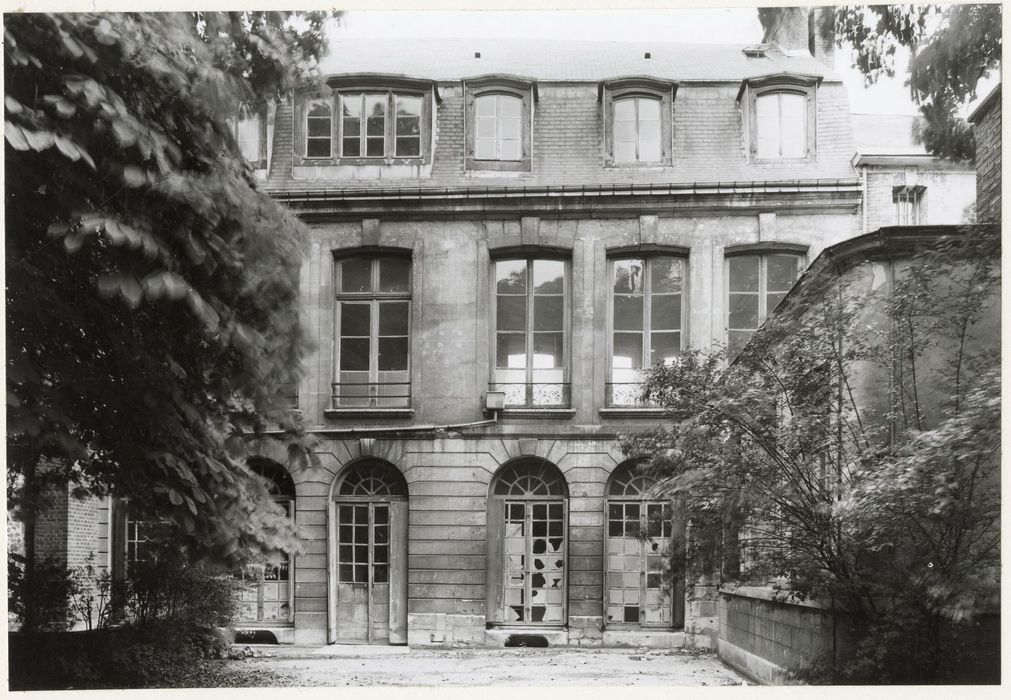 façade sur jardin