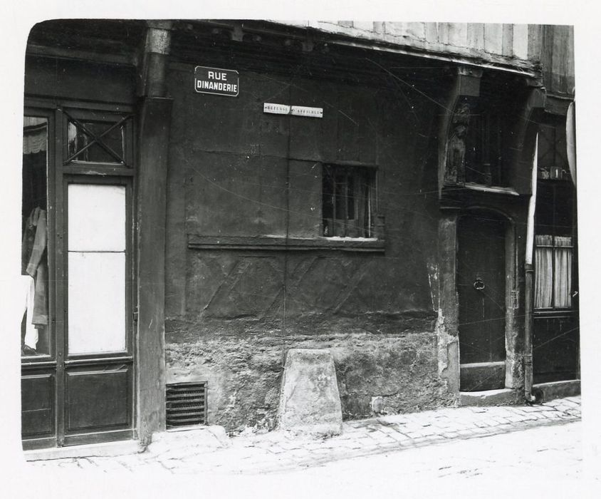 façade sur la rue de la Dinanderie, vue partielle