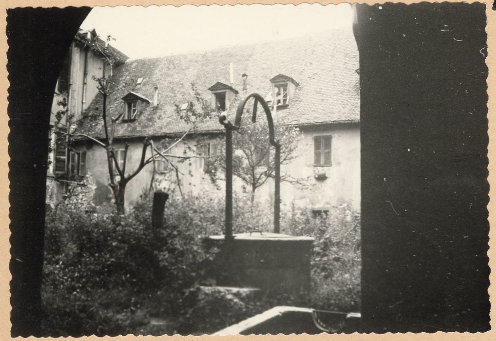 aile nord, façade sud, vue partielle