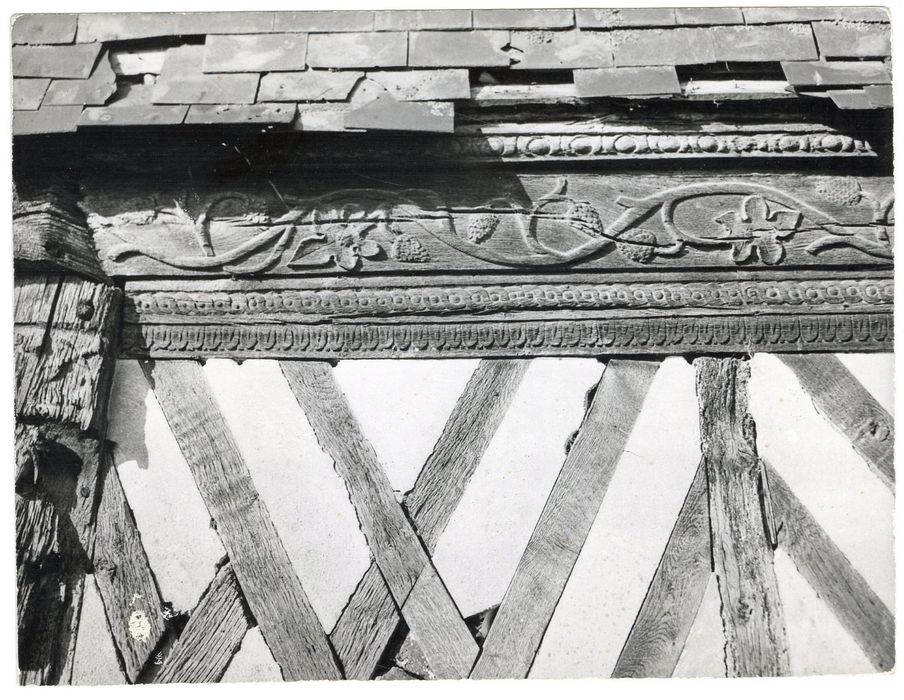 pignon sud, détail décoratif