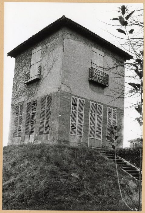 pavillon, façades sud et est