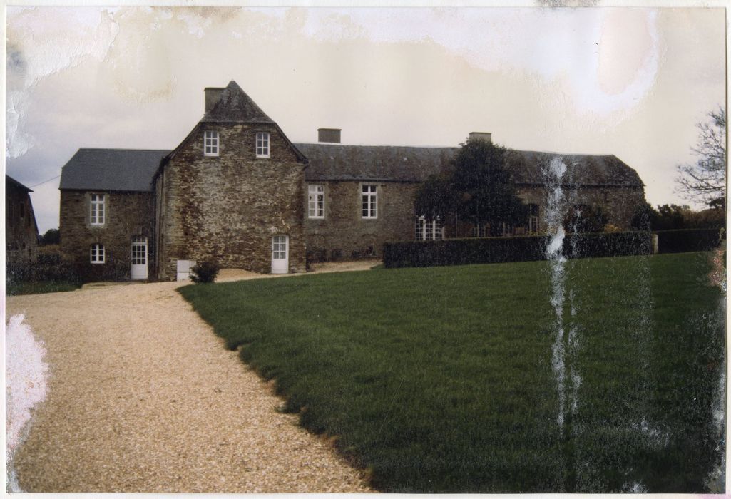 vieux manoir, façade sud-est