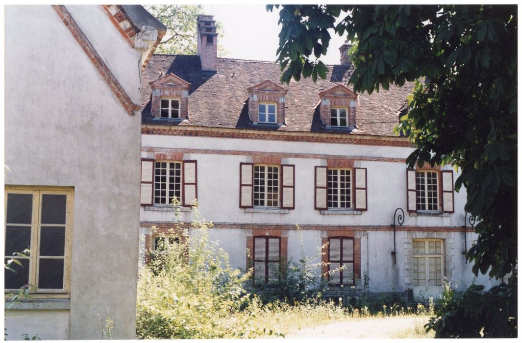 façade nord, vue partielle