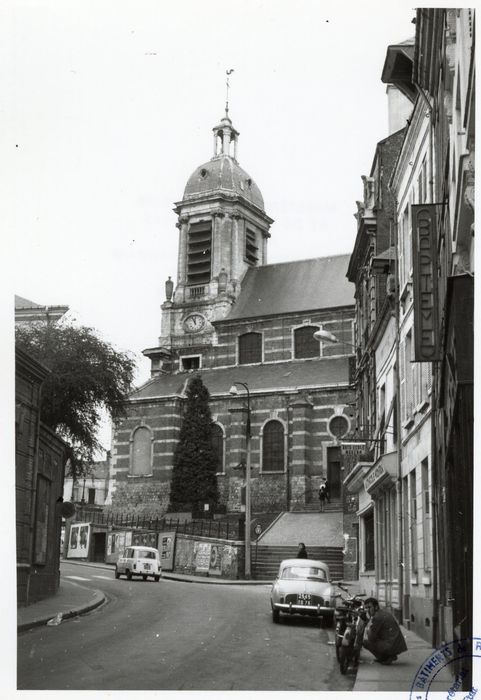 façade latérale sud, vue partielle