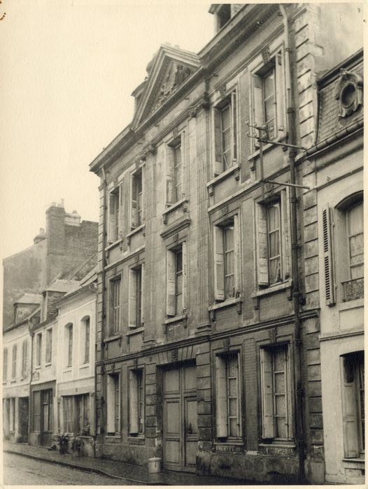 façade sur rue