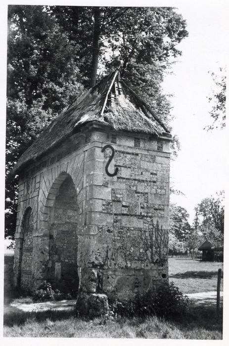 porterie, élévations et est