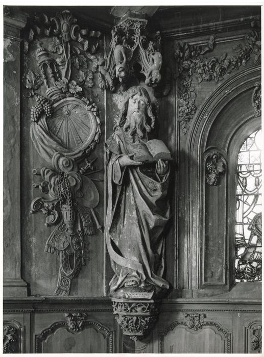 chapelle, statue : Évangéliste