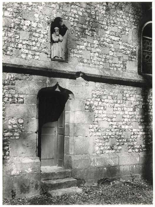 chapelle, porte d’accès sud