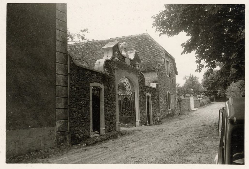 portail d’accès sur rue