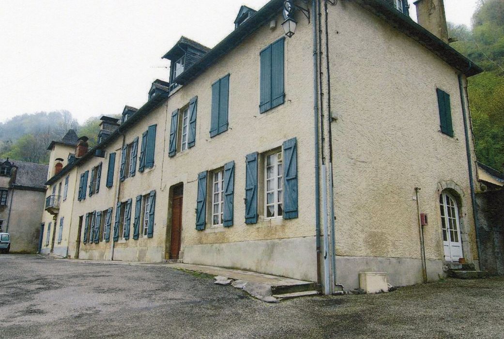 façade sud-est du prieuré (photocopie numérisée)