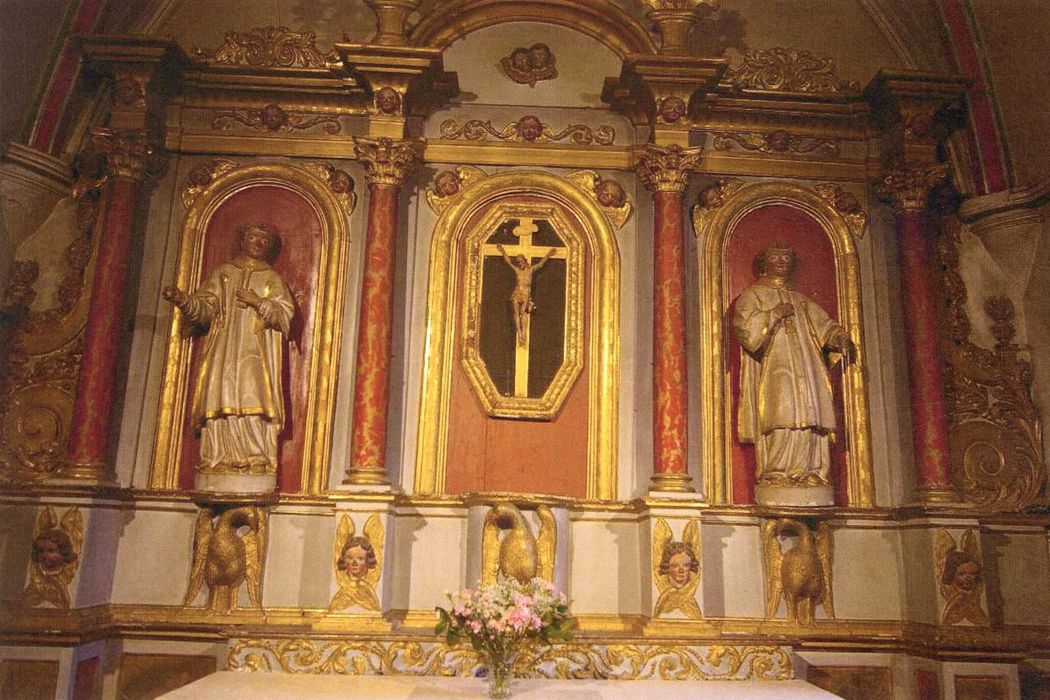 statue : Christ ne croix encadré (photocopie numérisée)