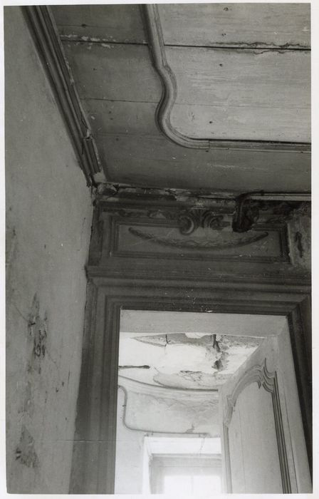 2e étage, chambre, lambris de revêtement, détail