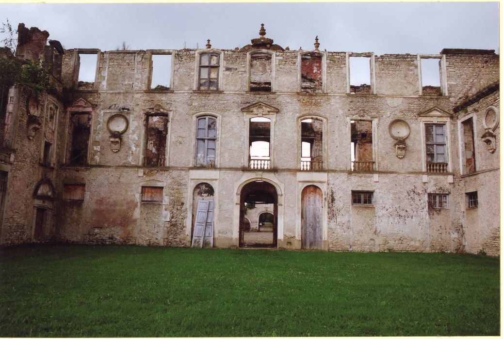 façade nord sur jardin