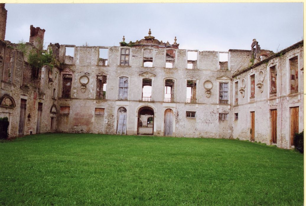 façade nord sur jardin