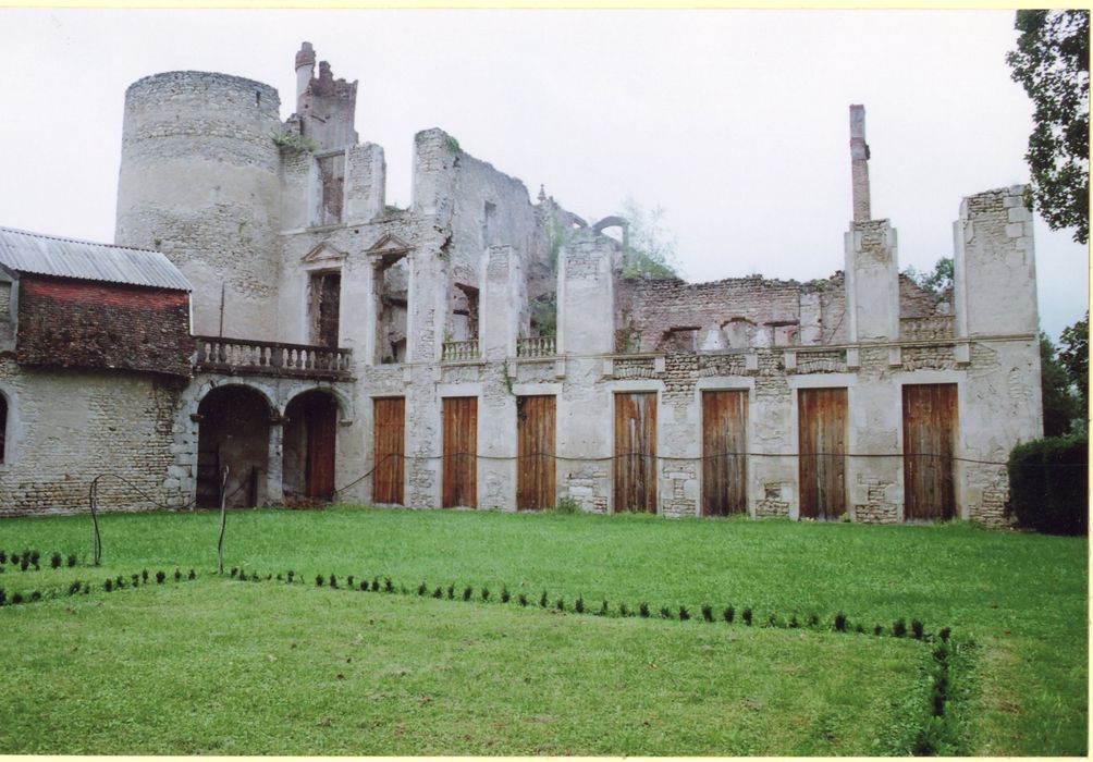 façade est de l’aile est sur jardin