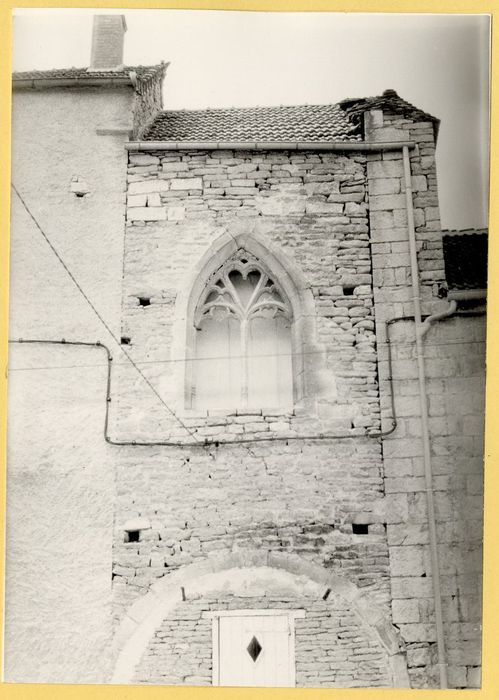 fenêtre gothique rue des Récollets