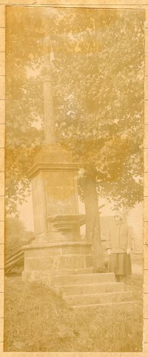 vue générale de la croix