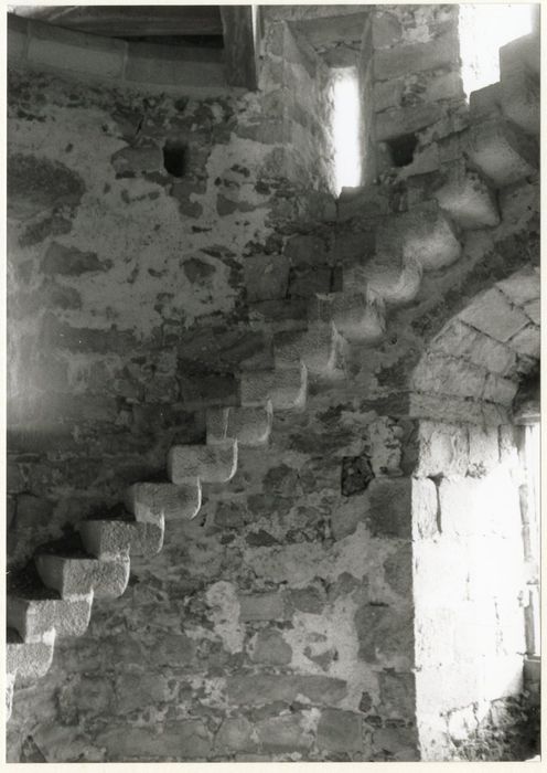 tour nord-est, escalier