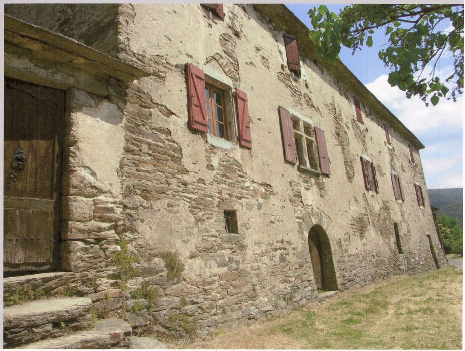 façade antérieure (photocopie numérisée)