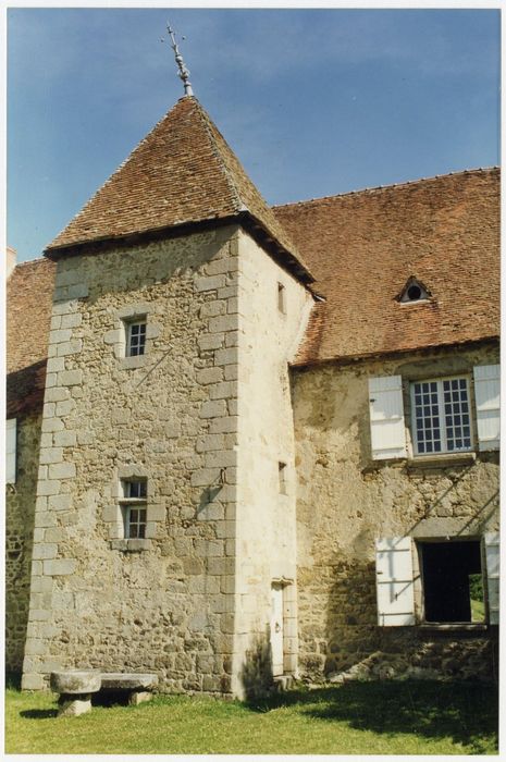 aile nord, façade sud, vue partielle