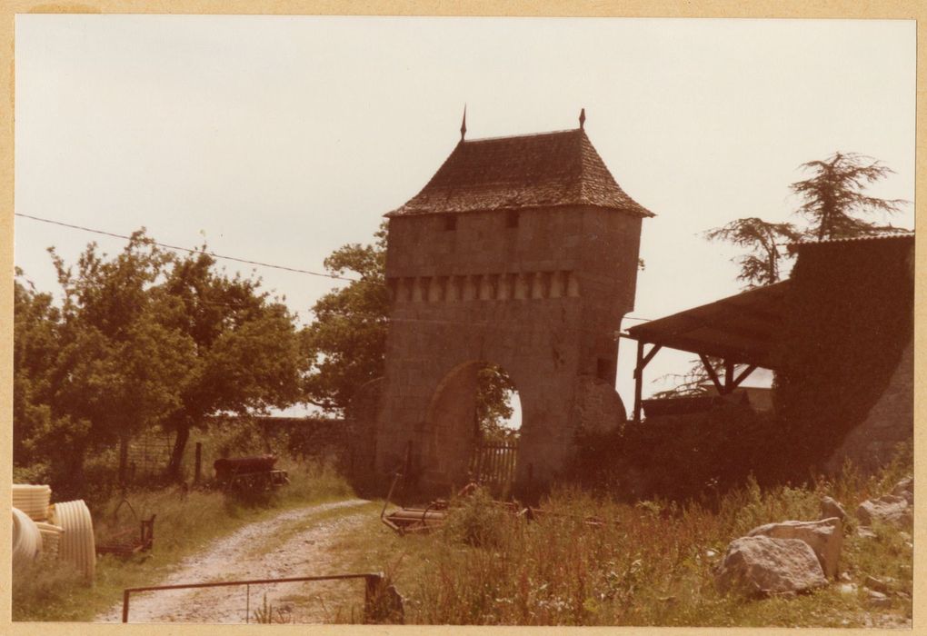 porche fortifiée, élévation nord-est