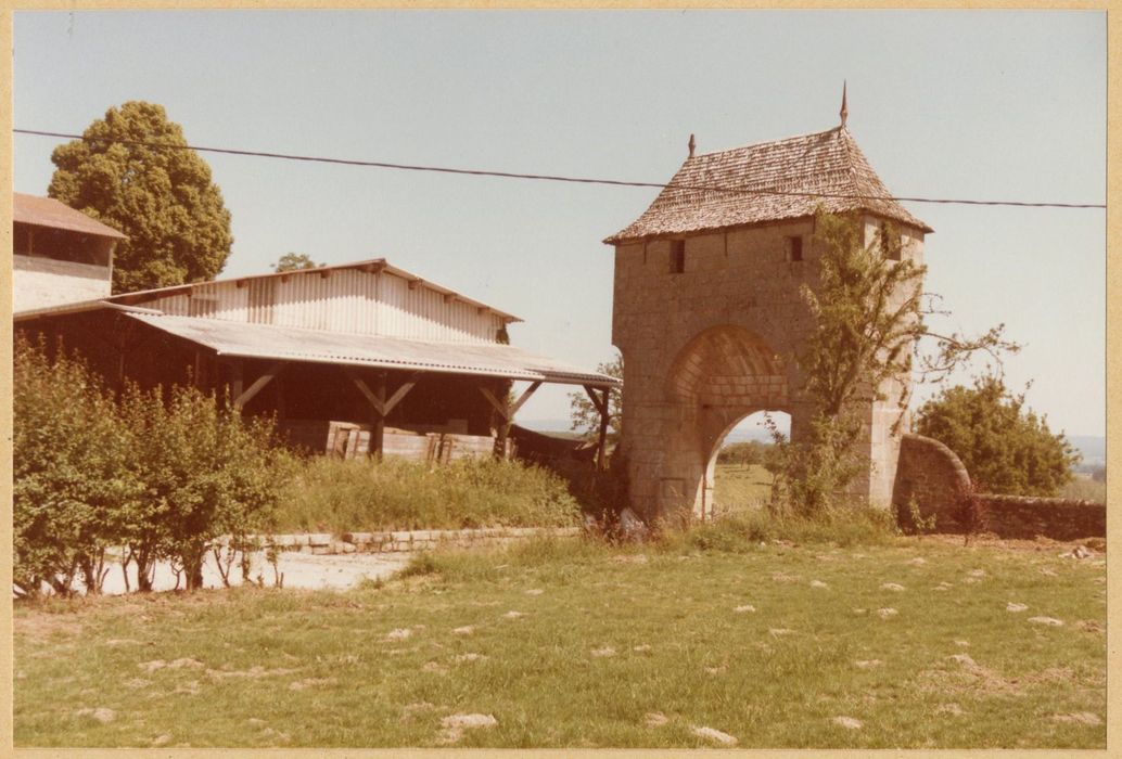 porche fortifiée, élévation sud-ouest