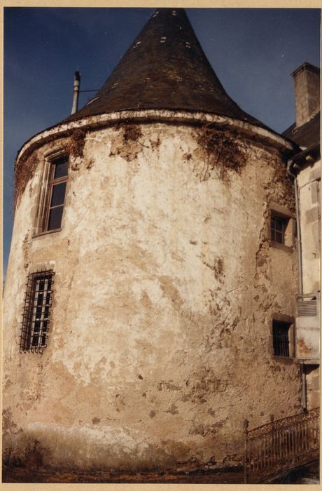 tour d’angle sud-ouest