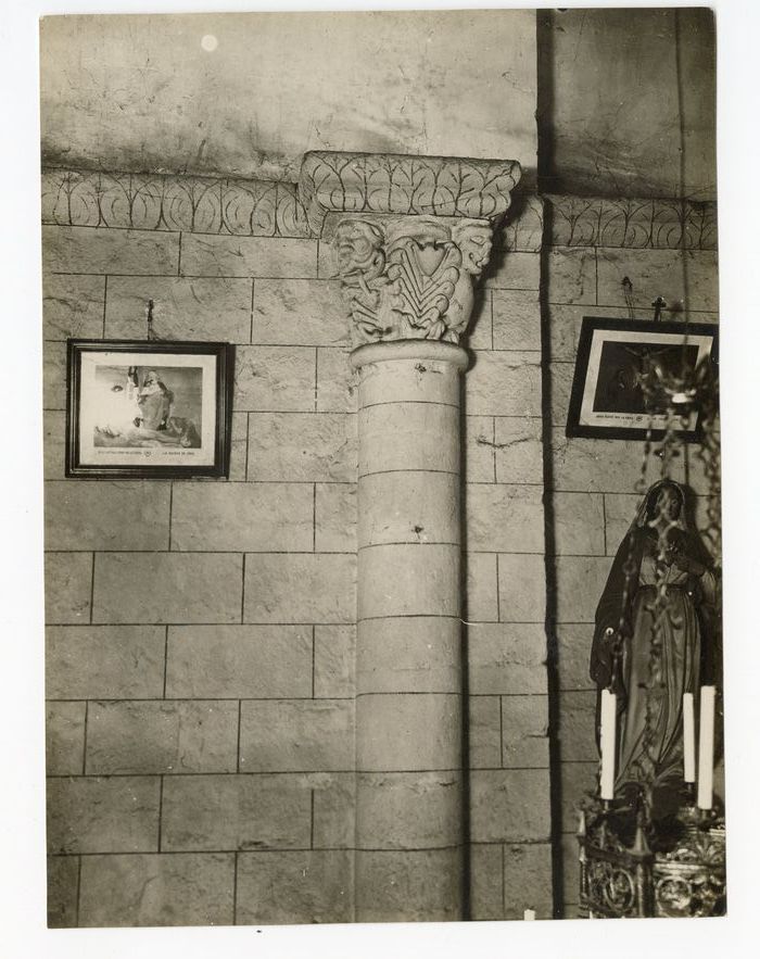 nef, mur gouttereau sud, détail d’un chapiteau sculpté