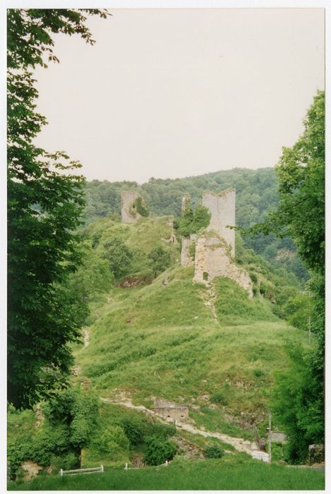 vue générale du site vers le Nord depuis l’église paroissiale