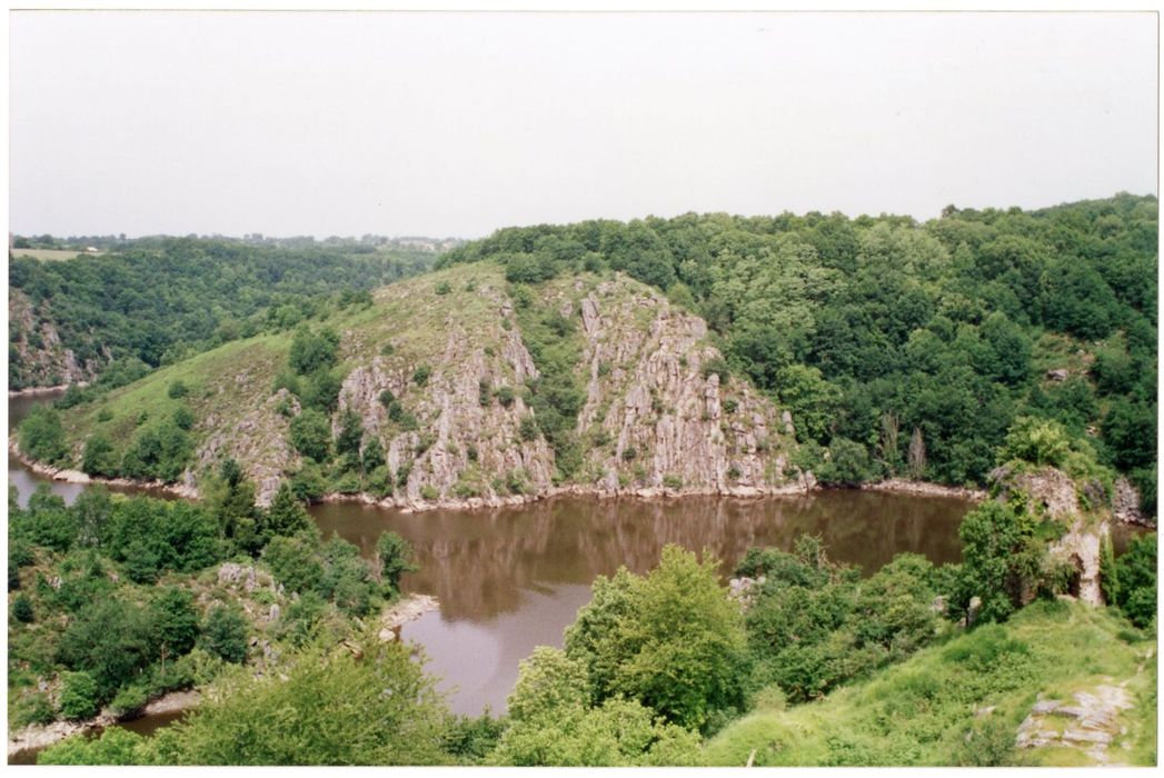 vue générale de l’environnement depuis l’extrémité nord de l’éperon