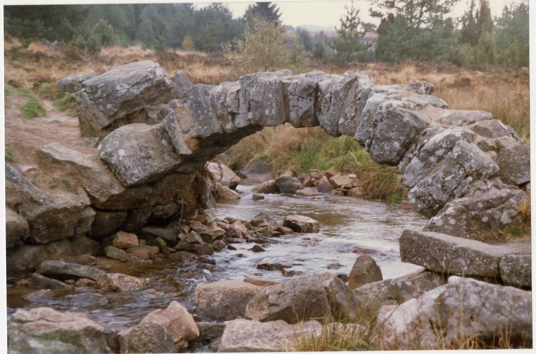 vue générale du pont depuis l’aval