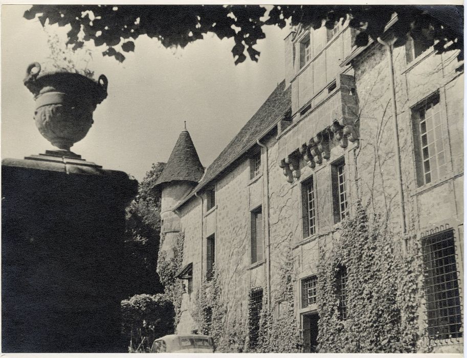 façade est, vue partielle