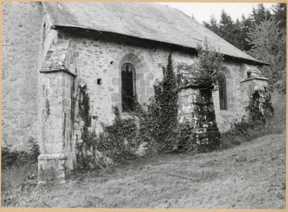 façade latérale sud, vue partielle