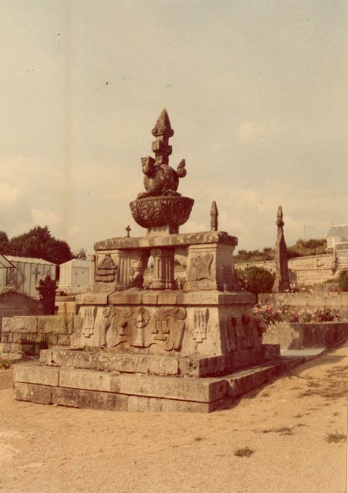 vue générale du monument
