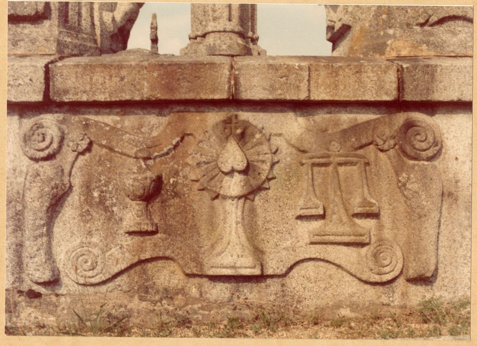 vue générale du monument